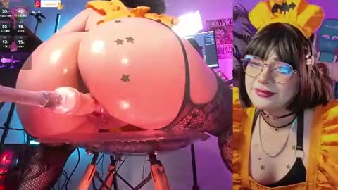 Snapshot of xnixycrow11 chatting on July 2026 07:04:01 AM Nixy Crow online show from July 2026 07:04:01 AM