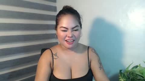 Snapshot of xo__kitty chatting on February 2025 07:14:01 PM kitty online show from February 2025 07:14:01 PM