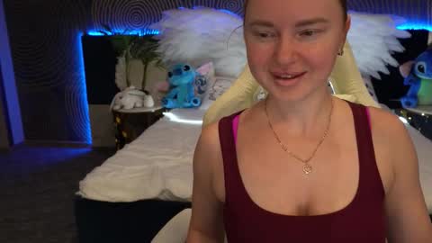 Monica online show from October 2025 12:17:01 PM