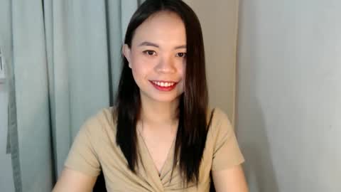 nathalie online show from February 2026 12:25:01 AM