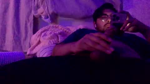 Snapshot of xob3n chatting on December 2024 09:29:02 AM Alejandro FullMoon online show from December 2024 09:29:02 AM