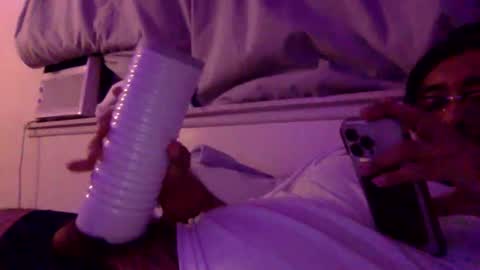 Snapshot of xob3n chatting on February 2025 05:15:01 AM Alejandro FullMoon online show from February 2025 05:15:01 AM