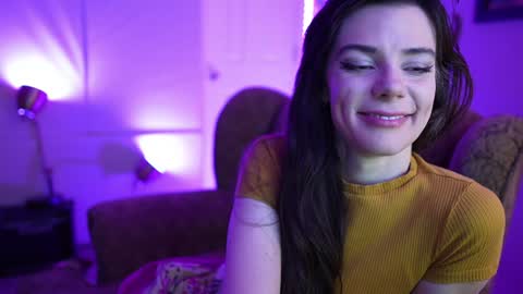 Bella Bondai online show from January 2025 05:01:01 AM