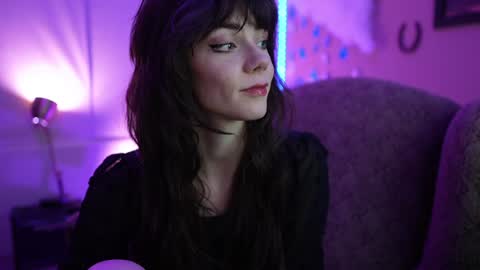 Bella Bondai online show from February 2025 02:59:02 AM