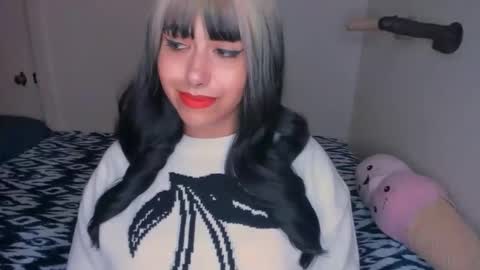 Snapshot of xocurvyrae chatting on January 2025 02:02:02 PM Rae online show from January 2025 02:02:02 PM