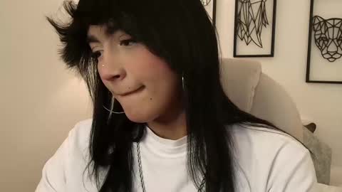 Katherine  Rose online show from September 2025 01:13:01 PM