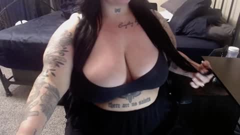 xorileyschembri online show from December 2024 05:37:01 AM