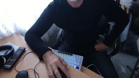 xrokettt online show from November 2025 09:30:01 AM