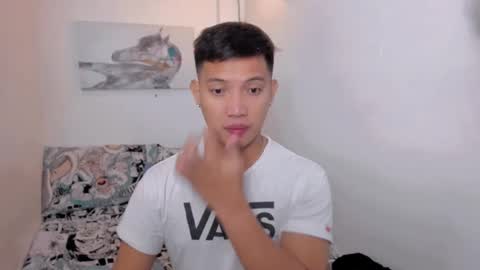 xsebastian19 online show from February 2025 07:37:02 PM