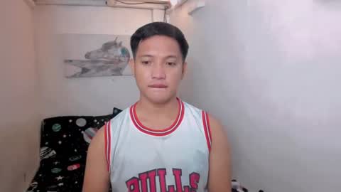 Snapshot of xsebastian19 chatting on June 2026 05:15:02 PM xsebastian19 online show from June 2026 05:15:02 PM