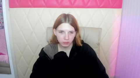 Sophie online show from April 2026 02:44:01 AM
