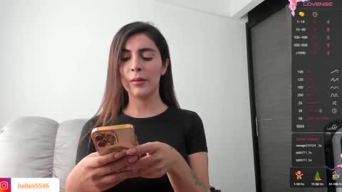 Snapshot of xspecialroomx chatting on December 2024 03:58:01 PM Hellen Sofia instagram hellen5546 online show from December 2024 03:58:01 PM