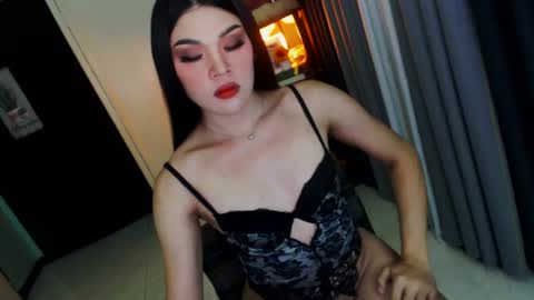 Snapshot of xsundaesweetx chatting on August 2026 07:43:01 AM Sundae online show from August 2026 07:43:01 AM