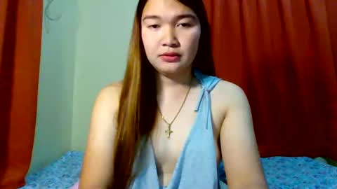 HI IM PAULINE online show from December 2024 10:17:02 AM