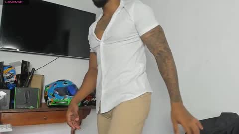 Stipp3r online show from January 2026 05:27:02 PM