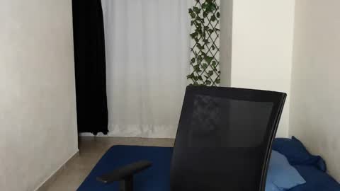 Snapshot of xtranherr chatting on February 2025 12:19:01 AM xtranherr online show from February 2025 12:19:01 AM