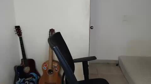 Snapshot of xtranherr chatting on September 2025 11:27:02 PM xtranherr online show from September 2025 11:27:02 PM