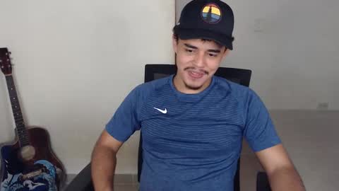 Snapshot of xtranherr chatting on October 2025 12:25:01 AM xtranherr online show from October 2025 12:25:01 AM