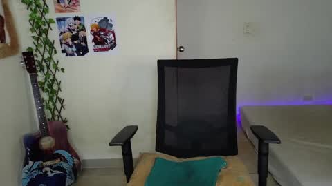 xtranherr online show from April 2026 02:47:02 AM