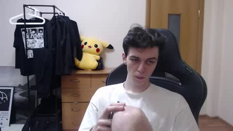 Snapshot of xtraqqq chatting on February 2025 10:47:01 PM traqqq online show from February 2025 10:47:01 PM