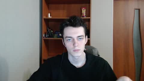 Snapshot of xtraqqq chatting on September 2025 07:14:02 PM traqqq online show from September 2025 07:14:02 PM