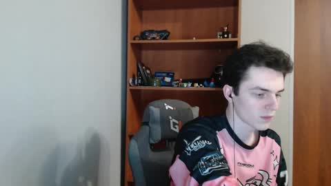 Snapshot of xtraqqq chatting on October 2025 09:23:01 PM traqqq online show from October 2025 09:23:01 PM