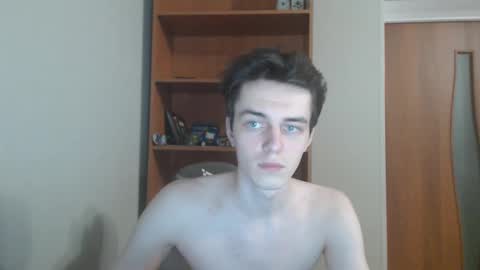 Snapshot of xtraqqq chatting on October 2025 09:25:02 PM traqqq online show from October 2025 09:25:02 PM