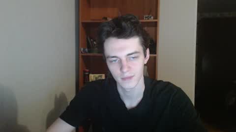 Snapshot of xtraqqq chatting on November 2025 05:57:02 PM traqqq online show from November 2025 05:57:02 PM