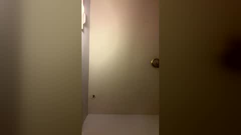 xundera online show from April 2026 06:51:02 AM