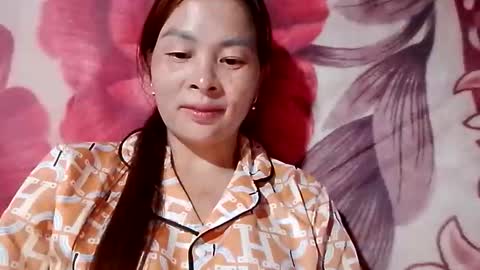 xuxulove00 online show from October 2025 01:36:02 AM