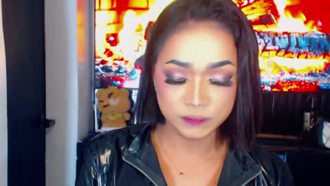 Snapshot of xxasian_goddessxx chatting on May 2026 06:27:01 PM xxasian_goddessxx online show from May 2026 06:27:01 PM