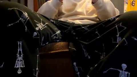 xSlayzx online show from December 2024 01:03:01 AM