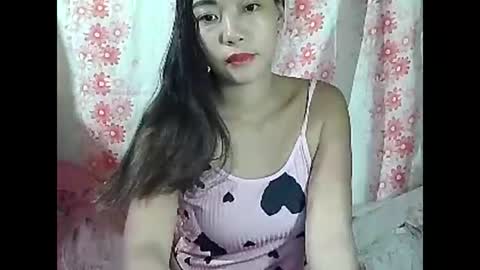 xxkylie18 online show from September 2025 12:51:01 PM