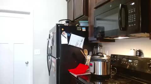 Snapshot of xxlittlemiss95xx chatting on December 2024 02:50:02 PM Natalie Jade online show from December 2024 02:50:02 PM