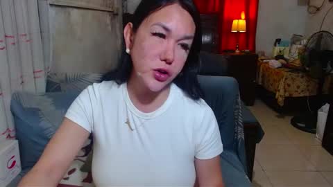 Snapshot of xxmiranda_greyxx chatting on January 2025 01:05:02 AM sexyyanna4u online show from January 2025 01:05:02 AM