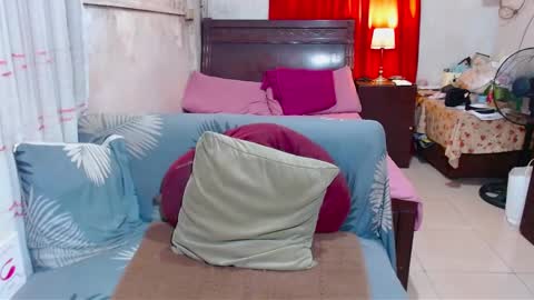 Snapshot of xxmiranda_greyxx chatting on March 2025 01:15:01 AM sexyyanna4u online show from March 2025 01:15:01 AM