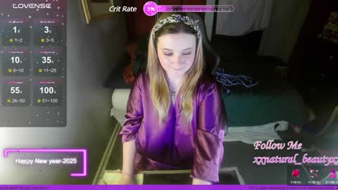 Snapshot of xxnatural_beautyxx chatting on January 2025 04:39:02 AM Princess Peach  Jade  Felix online show from January 2025 04:39:02 AM