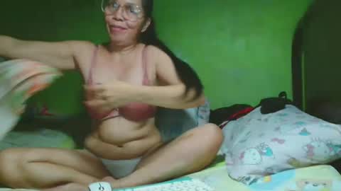 Snapshot of xxsexypinayxx chatting on February 2025 07:54:02 AM xxsexypinayxx online show from February 2025 07:54:02 AM