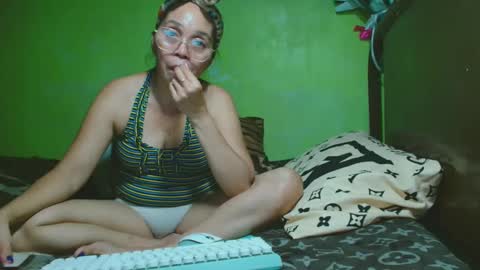 Snapshot of xxsexypinayxx chatting on February 2025 05:05:02 AM xxsexypinayxx online show from February 2025 05:05:02 AM