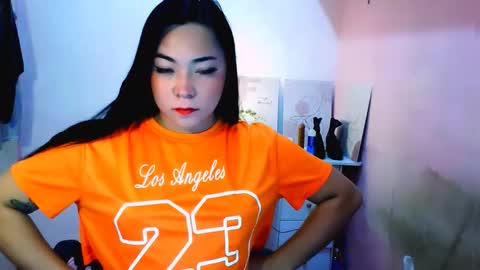 xxslutty kim online show from November 2025 06:02:02 AM