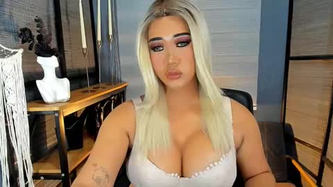 xxtastefullayeshaxx online show from March 2025 11:25:02 AM