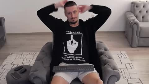 xxx_alejandro online show from November 2025 06:01:01 AM