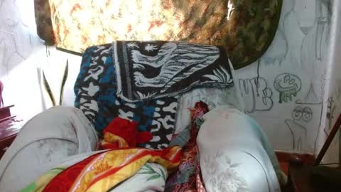 Snapshot of xxx_morena chatting on February 2025 07:05:02 PM   LILI  online show from February 2025 07:05:02 PM