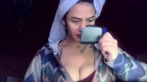   LILI  online show from January 2026 07:35:02 AM