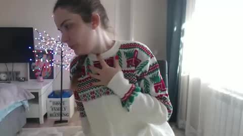 Snapshot of xxxariell_sky_1 chatting on December 2024 12:18:02 PM See you on October going to miss you guys incredibly. Subscribe to my Onlyfans Channel to follow the news online show from December 2024 12:18:02 PM