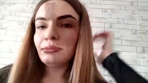 Snapshot of xxxariell_sky_1 chatting on January 2025 11:16:01 AM See you on October going to miss you guys incredibly. Subscribe to my Onlyfans Channel to follow the news online show from January 2025 11:16:01 AM