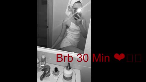 Snapshot of xxxariell_sky_1 chatting on January 2025 08:46:01 PM See you on October going to miss you guys incredibly. Subscribe to my Onlyfans Channel to follow the news online show from January 2025 08:46:01 PM