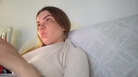 Snapshot of xxxariell_sky_1 chatting on March 2025 06:22:01 PM See you on October going to miss you guys incredibly. Subscribe to my Onlyfans Channel to follow the news online show from March 2025 06:22:01 PM