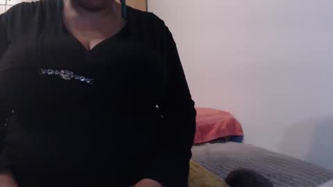 Snapshot of xxxbustybabe27x chatting on February 2025 06:21:02 PM Ayanda online show from February 2025 06:21:02 PM