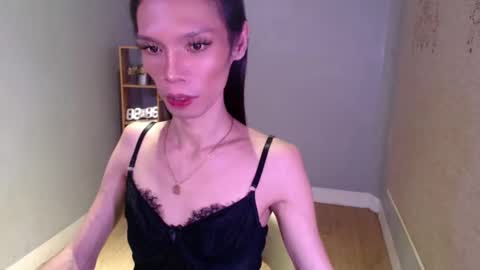 Snapshot of xxxfuckgirlyumsxxx chatting on March 2025 06:05:02 PM Your Princess Yums online show from March 2025 06:05:02 PM